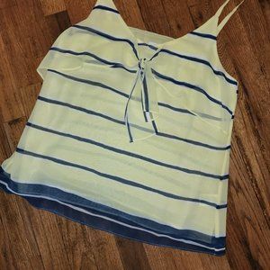 Cabi short sleeve blouse size M